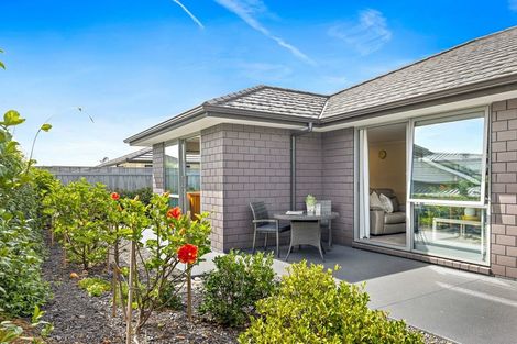 Photo of property in 12 Trevally Place, Snells Beach, 0920