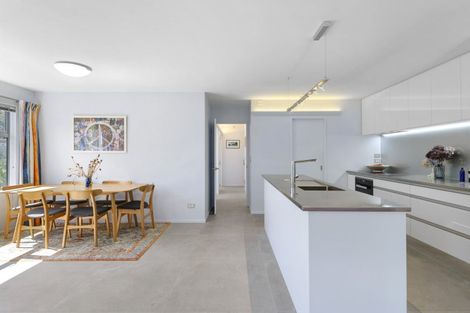 Photo of property in 64 Hewitts Road, Merivale, Christchurch, 8014