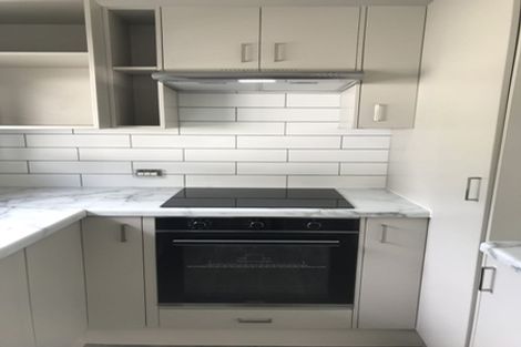 Photo of property in 119 Lynn Road, Bayview, Auckland, 0629
