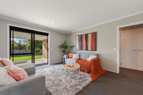 Photo of property in 10 Les Wakefield Road, Mapua, 7005