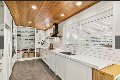 Photo of property in 81a Udys Road, Pakuranga, Auckland, 2010
