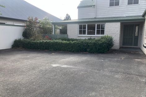 Photo of property in 4 Holly Court, Palmerston North, 4410