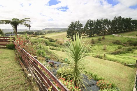 Photo of property in 28 Mcvie Road, Huntly, 3700