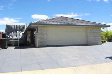 Photo of property in 2 Jasper Place, Northwood, Christchurch, 8051