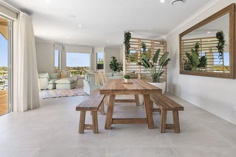 Photo of property in 64 Balboa Drive, Matakatia, Whangaparaoa, 0930