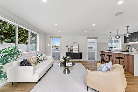 Photo of property in 206b Clovelly Road, Bucklands Beach, Auckland, 2012