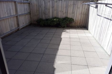 Photo of property in 2u9 Stone Street, Miramar, Wellington, 6022