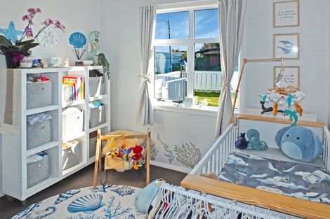 Photo of property in 5 Huia Street, Foxton Beach, Foxton, 4815