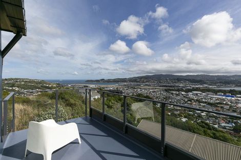Photo of property in 83d Seatoun Heights Road, Seatoun, Wellington, 6022