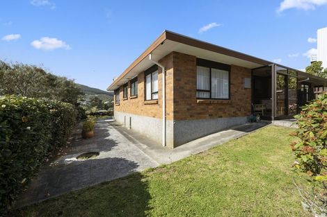Photo of property in 2/369 Main Road, Tawa, Wellington, 5028