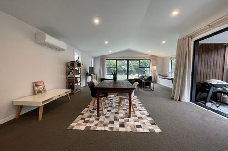 Photo of property in 6 Taylor Street, Cambridge, 3434