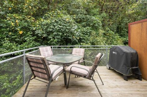Photo of property in 15/2 Onslow Road, Khandallah, Wellington, 6035