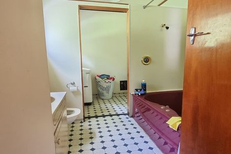 Photo of property in 16 Moss Street, Greymouth, 7805