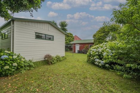 Photo of property in 14 Hamilton Crescent, Whitianga, 3510