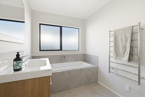 Photo of property in 22 Weka Street, Miramar, Wellington, 6022