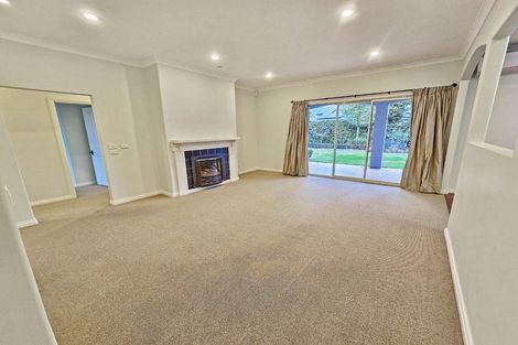 Photo of property in 16 Palliser Place, Poraiti, Napier, 4112