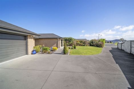 Photo of property in 11 Reremoana Close, Hawera, 4610