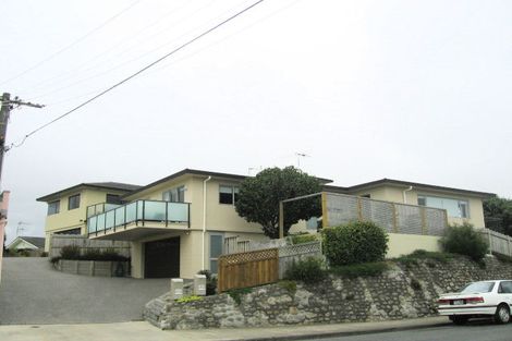 Photo of property in 51 Seaview Road, Paraparaumu Beach, Paraparaumu, 5032