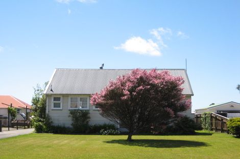 Photo of property in 37 Fonblanque Street, Westport, 7825