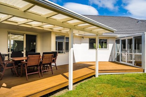 Photo of property in 3 Mariners Way, Whitby, Porirua, 5024