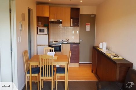 Photo of property in 3h/17 Crown Lynn Place, New Lynn, Auckland, 0600