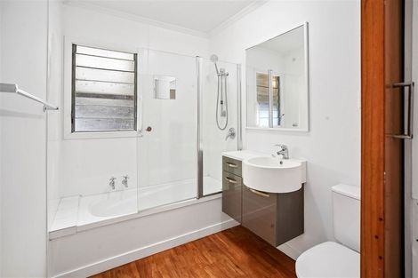 Photo of property in 145 Parkers Road, Tahunanui, Nelson, 7011