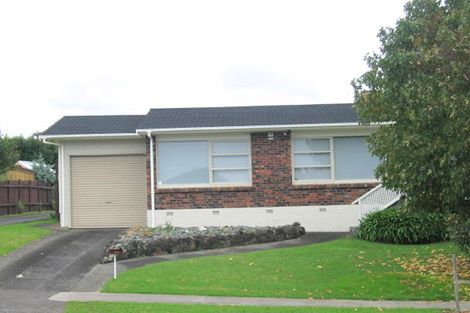 Photo of property in 34 The Boulevard, Sunnyhills, Auckland, 2010