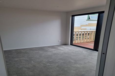 Photo of property in 82u1 Kilbirnie Crescent, Kilbirnie, Wellington, 6022