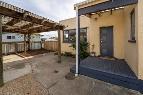 Photo of property in 8 Parkers Road, Tahunanui, Nelson, 7011