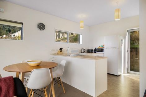 Photo of property in 129a Wynyard Crescent, Fernhill, Queenstown, 9300