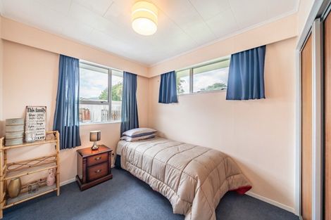 Photo of property in 20 Haylock Grove, Totara Park, Upper Hutt, 5018