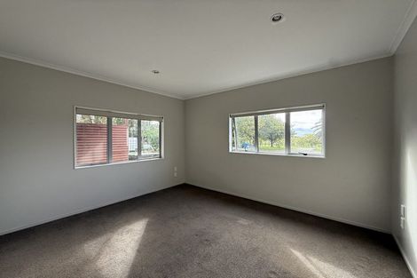 Photo of property in 115 Riverhead Road, Kumeu, 0892