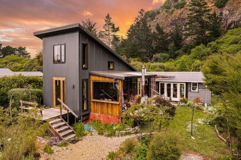 Photo of property in 8 Beach Road, Long Beach, Port Chalmers, 9081