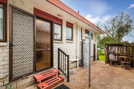 Photo of property in 1/60 Nikau Street, New Lynn, Auckland, 0600