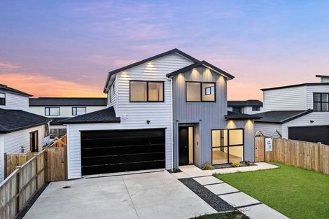 Photo of property in 16 Gertrude Cole Road, Clarks Beach, 2122