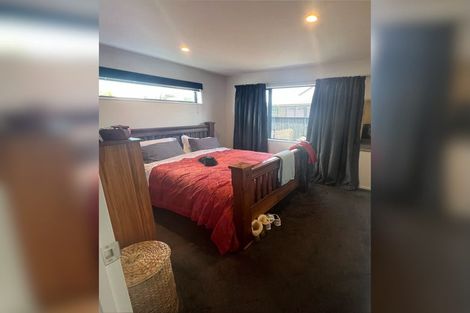 Photo of property in 2/4 Tintagel Lane, Burwood, Christchurch, 8083