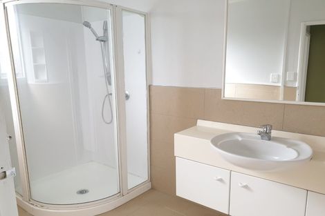 Photo of property in 12a Manuka Road, Glenfield, Auckland, 0629