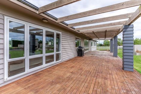 Photo of property in 99 Centre Bush Otapiri Road, Centre Bush, Winton, 9782