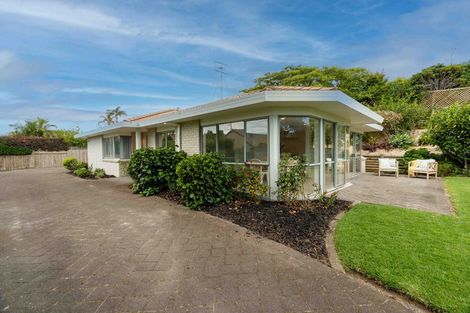 Photo of property in 10 Laburnum Glen, Mount Maunganui, 3116