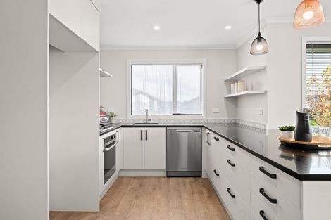 Photo of property in 4 Whakapono Avenue, Baverstock, Hamilton, 3200