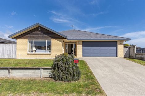Photo of property in 84 Regent Drive, Paraparaumu Beach, Paraparaumu, 5032