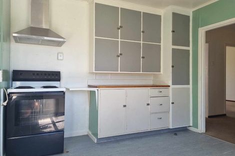 Photo of property in 2 Chard Street, Westown, New Plymouth, 4310