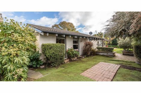 Photo of property in 156 Riverlaw Terrace, Saint Martins, Christchurch, 8022
