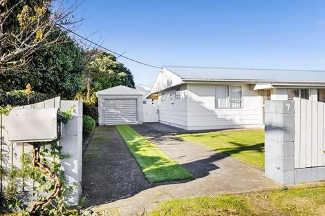 Photo of property in 7 Grey Street, Normanby, Hawera, 4614