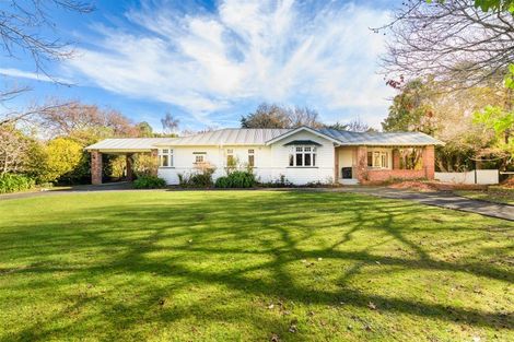 Photo of property in 18 Skerman Street, Marton, 4710