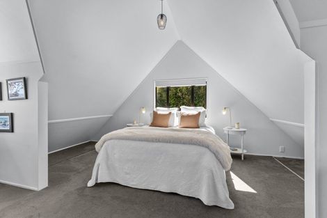 Photo of property in 50 Winara Avenue, Waikanae, 5036