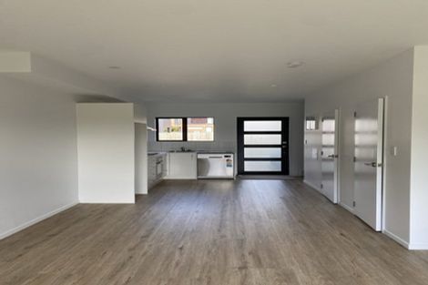 Photo of property in 7 Eileen Newey Place, Henderson, Auckland, 0612