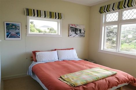 Photo of property in 4 Paisley Terrace, Karori, Wellington, 6012