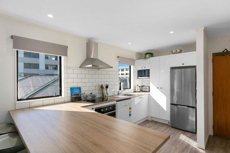 Photo of property in 615u2 Evans Bay Parade, Kilbirnie, Wellington, 6022