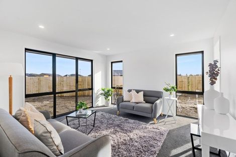 Photo of property in 5 Tauhou Place, Leeston, 7632